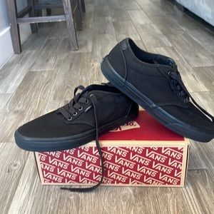 Men’s vans 10.5